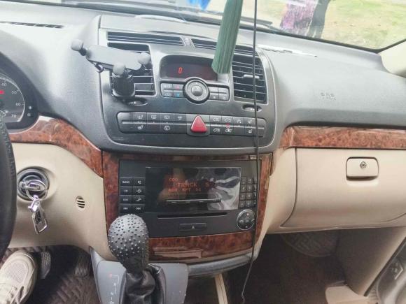 [成都·川A] 二手奔驰唯雅诺2010款 2.5L 尊贵版