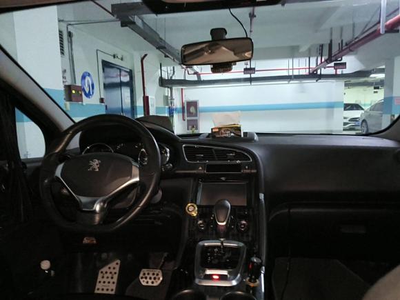 [杭州·浙A] 二手标致标致30082013款 2.0L 自动潮流版