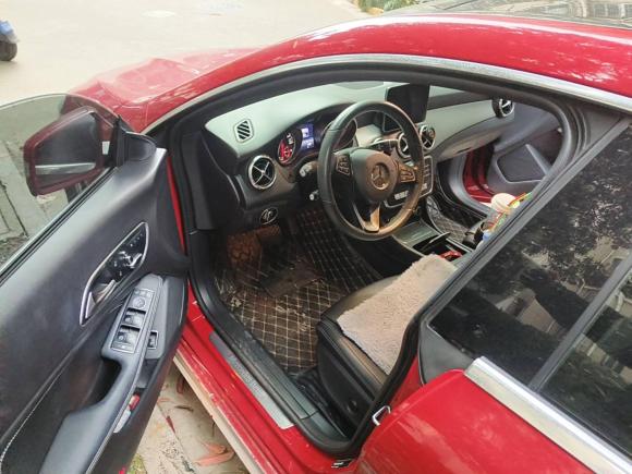 [上海·沪K] 二手奔驰奔驰CLA2018款 CLA 200 时尚型