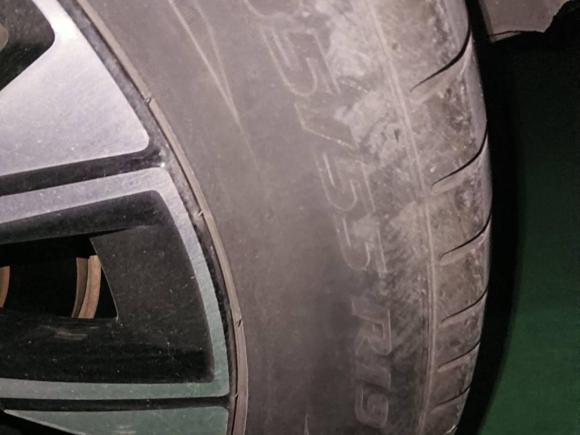 [武汉·鄂A] 二手沃尔沃沃尔沃XC602023款 B5 四驱智远豪华版