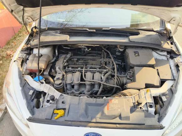 [青岛·鲁B] 二手福特福克斯2017款 三厢 1.6L 自动舒适型智行版