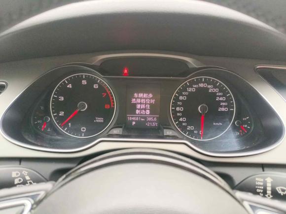 [上海·沪A] 二手奥迪奥迪A4L2013款 35 TFSI 自动标准型