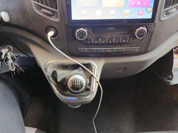 [无锡·苏B] 二手福田图雅诺2022款 2.0T手动通途多功能加长轴中顶后单胎5/6/7/9座4F20TC3