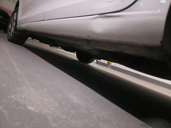 [武汉·鄂A] 二手大众桑塔纳2013款 1.6L 手动风尚版