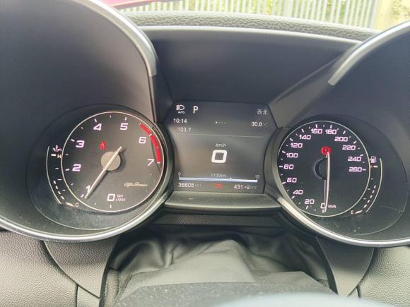 [上海·沪D] 二手阿尔法·罗密欧Giulia朱丽叶2017款 2.0T 280HP Milano限量版