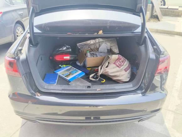 [无锡·苏B] 二手奥迪奥迪A6L2018款 30周年年型 35 TFSI 时尚型