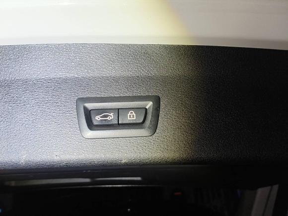 [杭州·浙A] 二手宝马宝马X12020款 sDrive25Li 领先型