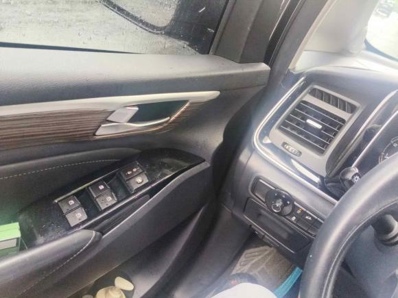 [杭州·浙A] 二手广汽传祺传祺M82021款 领秀系列 390T 尊享版