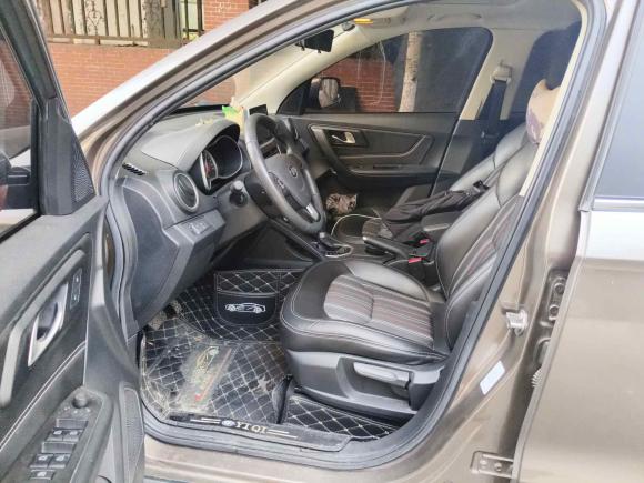 [成都·川A] 二手奔腾奔腾X402017款 1.6L 自动豪华型