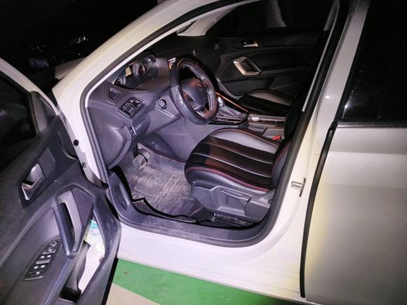 [南通·苏F] 二手标致标致3082018款 1.6L 自动豪华版