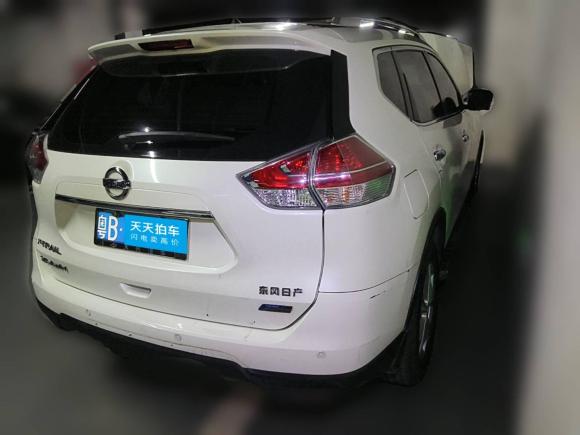 [深圳·粤B] 二手日产奇骏2014款 2.5L CVT豪华版 4WD