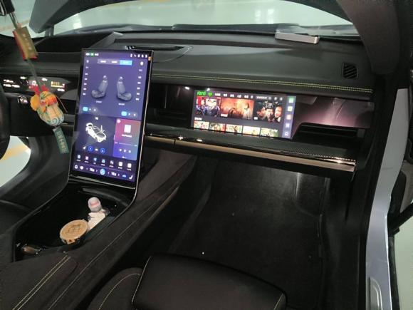 [上海·浙A] 二手哪吒汽车哪吒S2022款 纯电 650km 四驱耀世版