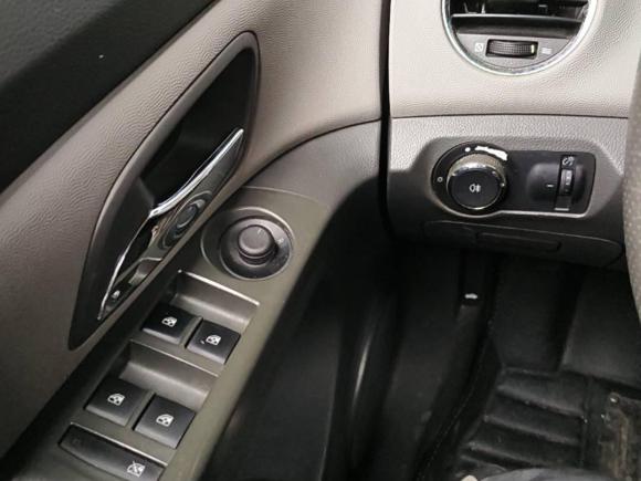 [成都·川A] 二手雪佛兰科鲁兹2013款 1.6L SL天地版 AT