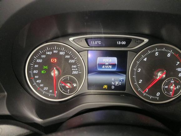 [上海·沪C] 二手奔驰奔驰A级2017款 A 200 动感型