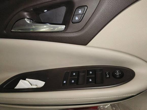 [上海·皖N] 二手别克威朗2015款 三厢 15S 自动领先型