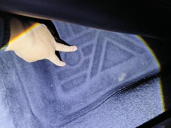 [无锡·苏B] 二手奔驰奔驰C级2015款 改款 C 200 L