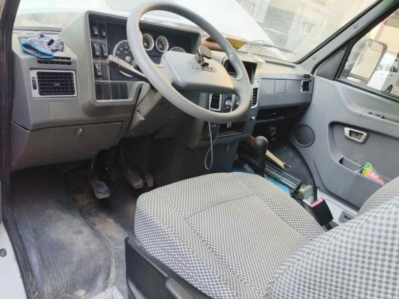 [济南·鲁A] 二手依维柯依维柯得意2014款 2.5T-A35 NJ6484ACM47Z4