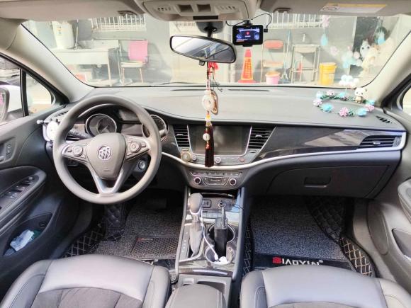 [无锡·苏B] 二手别克威朗2017款 三厢 20T 双离合精英型