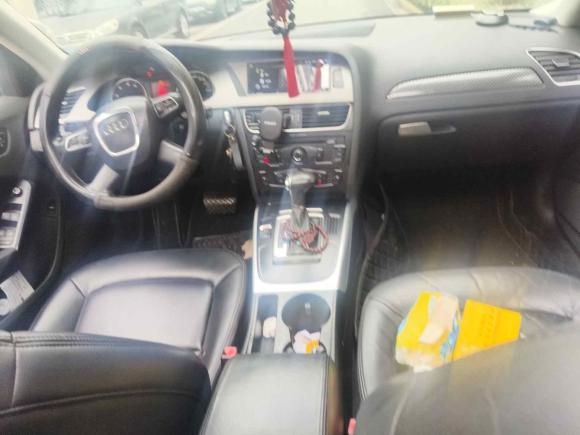[上海·皖A] 二手奥迪奥迪A4L2012款 2.0 TFSI 自动标准型