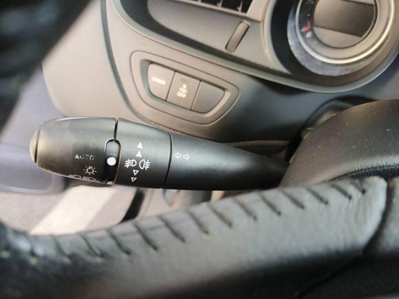 [武汉·鄂A] 二手雪铁龙雪铁龙C52011款 2.3L 自动尊贵型