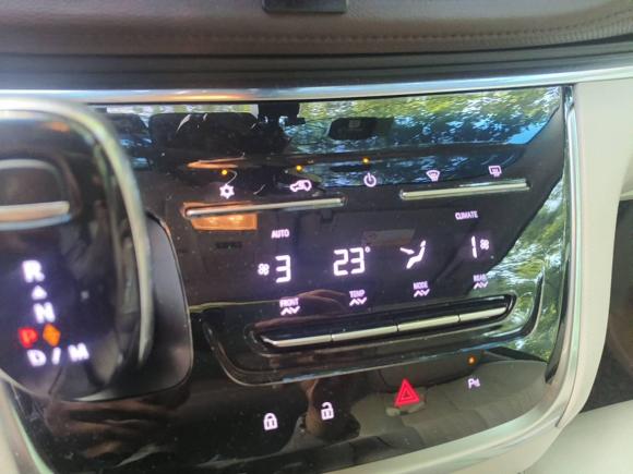 [上海·沪A] 二手别克别克GL82021款 陆上公务舱 652T 豪华型