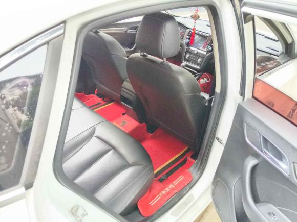 [上海·沪C] 二手荣威荣威i62018款 20T 自动旗舰版