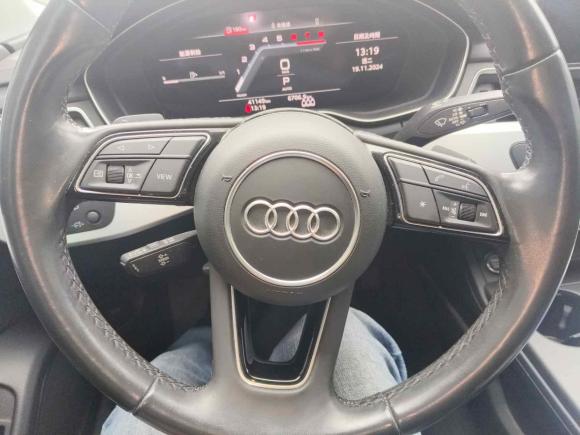 [广州·粤S] 二手奥迪奥迪A4L2022款 40 TFSI 时尚动感型