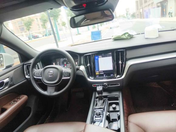 [宁波·浙B] 二手沃尔沃沃尔沃S602021款 T4 智逸豪华版