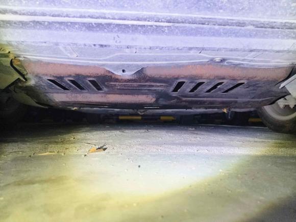 [成都·川A] 二手标致标致5082011款 2.3L 自动旗舰版