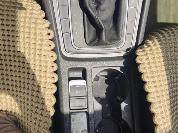 [武汉·鄂H] 二手大众高尔夫2014款 1.4TSI 自动舒适型