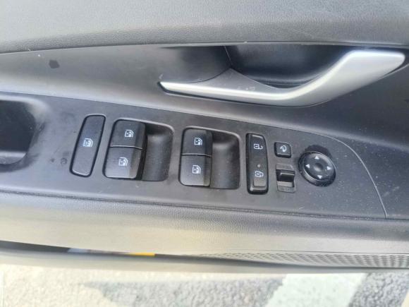 [深圳·苏E] 二手现代伊兰特2021款 1.5L CVT LUX尊贵版