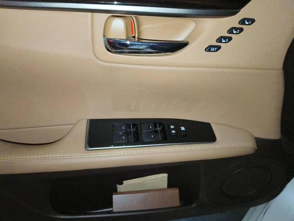 [上海·沪K] 二手雷克萨斯雷克萨斯ES2015款 250 典雅版