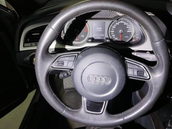 [上海·沪B] 二手奥迪奥迪A4L2015款 35 TFSI 自动舒适型