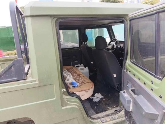 [合肥·皖A] 二手BAW北汽制造勇士皮卡2020款 2.4T柴油四驱3035轴距连体双排YCY24140-60A