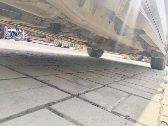 [济南·鲁A] 二手大通大通T702021款 2.0T柴油自动四驱精英版长箱高底盘