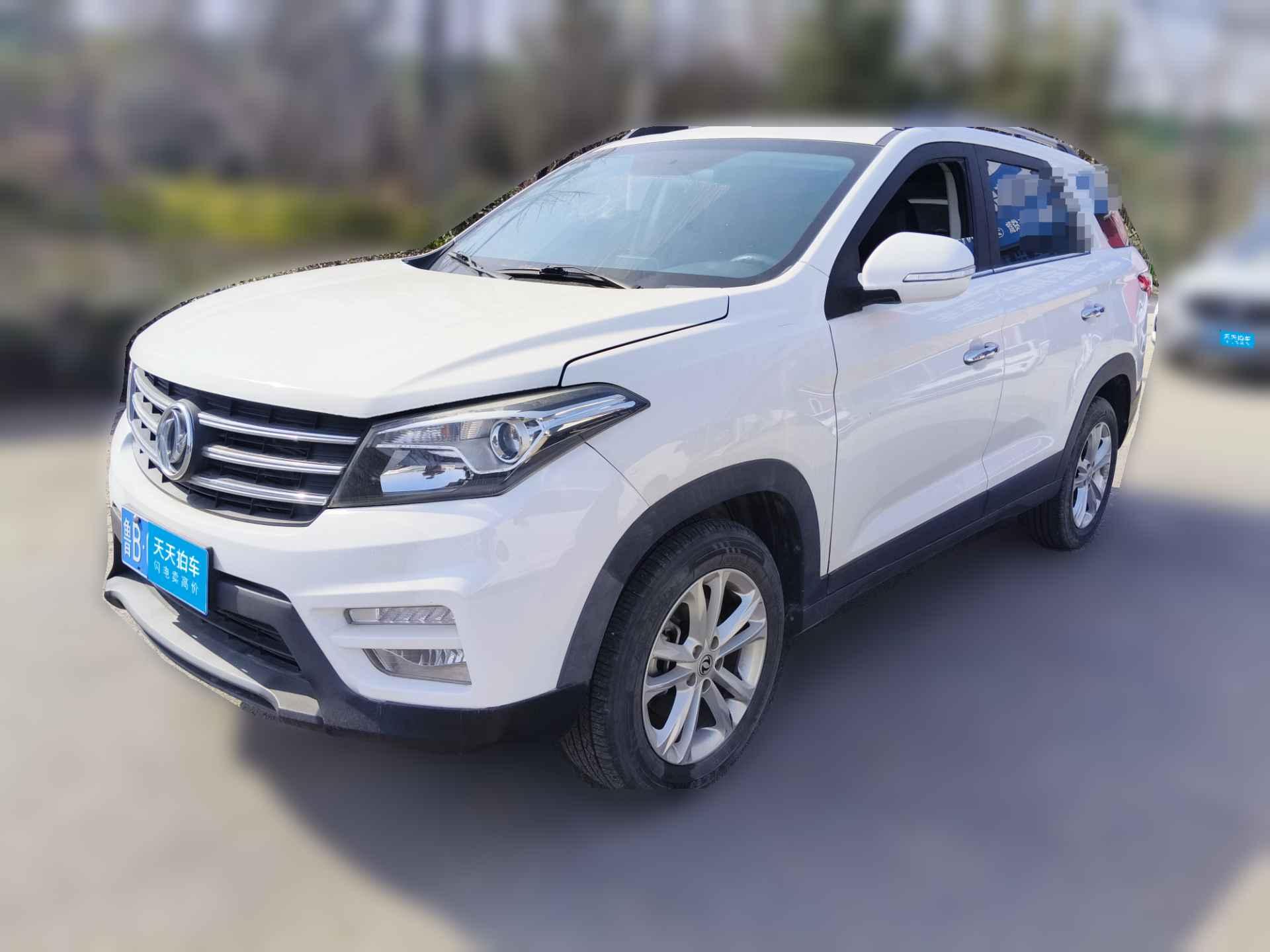 [青岛·鲁B] 东风风光风光S5602018款 1.8L CVT精英型 5座