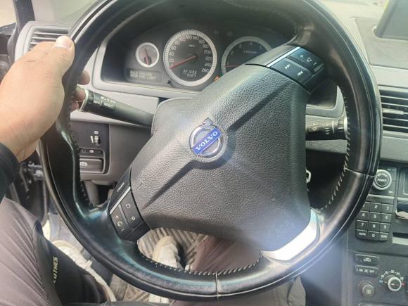 [上海·苏F] 二手沃尔沃沃尔沃XC902012款 改款 2.5T 豪华版