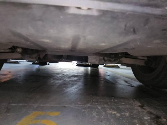 [广州·鄂E] 二手广汽传祺传祺GA82017款 320T 尊享版