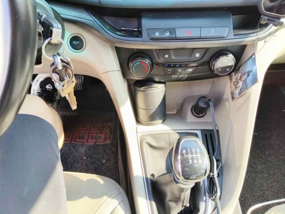 [无锡·苏L] 二手别克英朗2018款 15T 手动精英型 国V