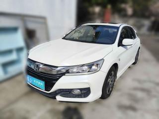 本田雅阁2016款 2.0L 舒适版