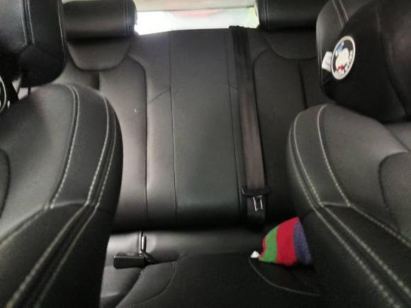 [上海·苏E] 二手哪吒汽车哪吒V2022款 潮 400 Lite