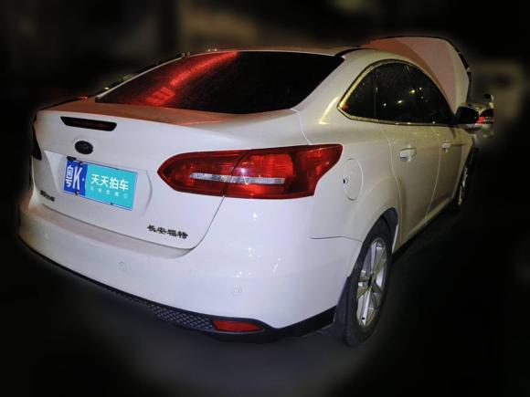 [深圳·粤K] 二手福特福克斯2015款 三厢 1.6L 自动风尚型