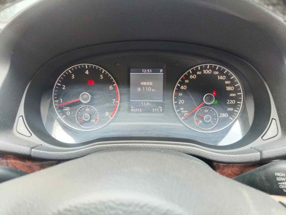 [上海·沪C] 二手大众帕萨特2011款 2.0TSI DSG御尊版