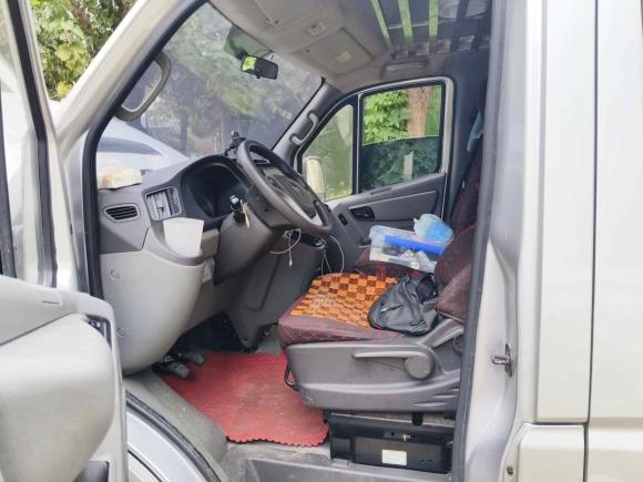 [苏州·豫V] 二手福田图雅诺2021款 2.0T手动通途长轴中顶5/6/7座4F20TC3