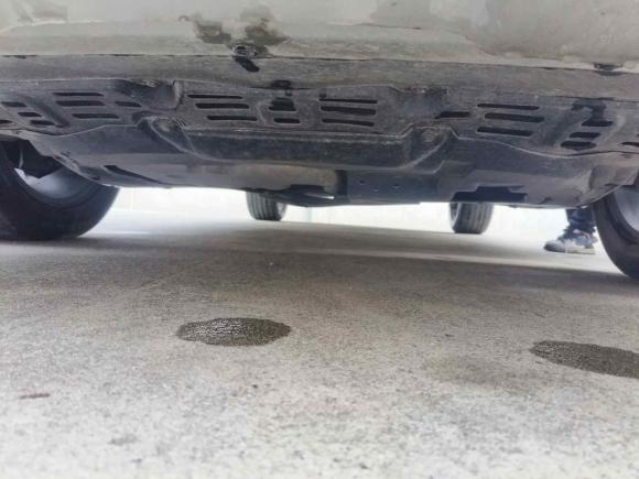 [上海·闽D] 二手比亚迪比亚迪S72016款 2.0T 自动尊贵型