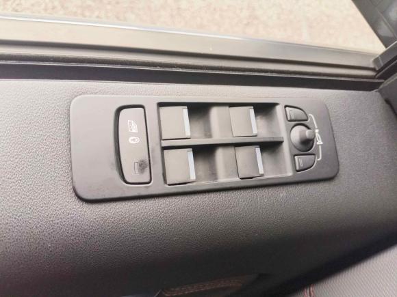 [苏州·苏U] 二手路虎发现运动版2021款 249PS R-Dynamic S 性能版