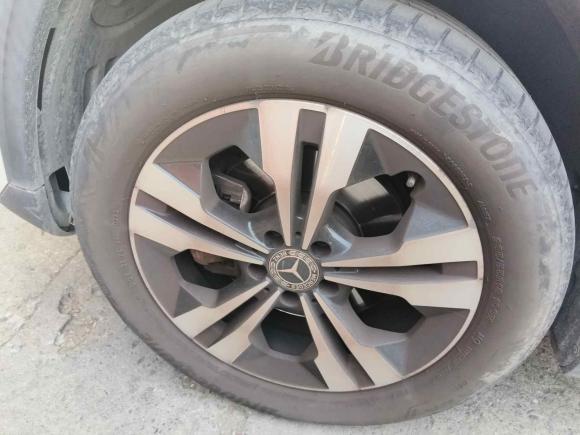 [广州·粤W] 二手奔驰奔驰GLA2022款 改款 GLA 200