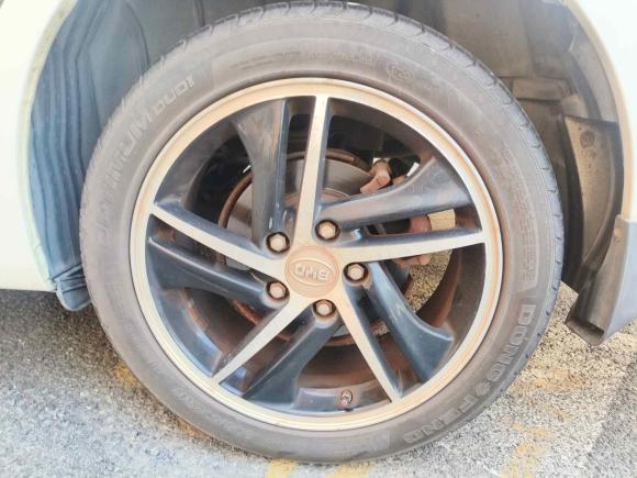 [上海·沪B] 二手比亚迪秦新能源2014款 1.5T 酷黑骑士旗舰型