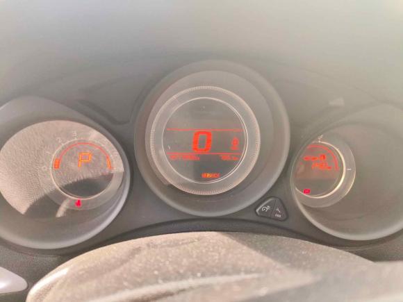 [南京·苏A] 二手雪铁龙雪铁龙C4L2015款 1.8L 自动豪华版