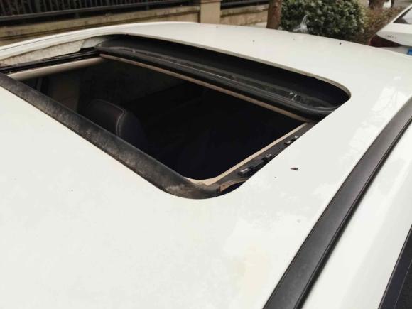 [成都·川K] 二手长安逸动DT2018款 1.6L 手动智享型